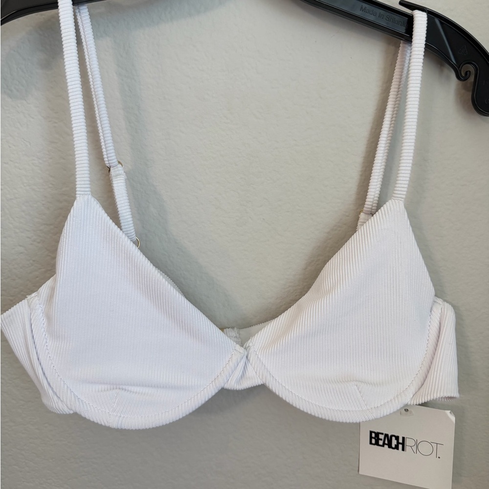 Beach Riot Carrie Bikini Top - Picture 2 of 6